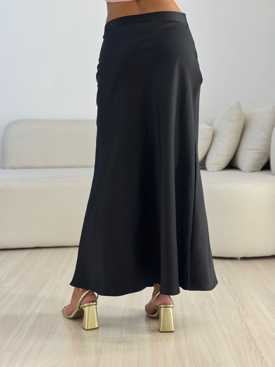 SAIA GABI ACETINADA PRETA