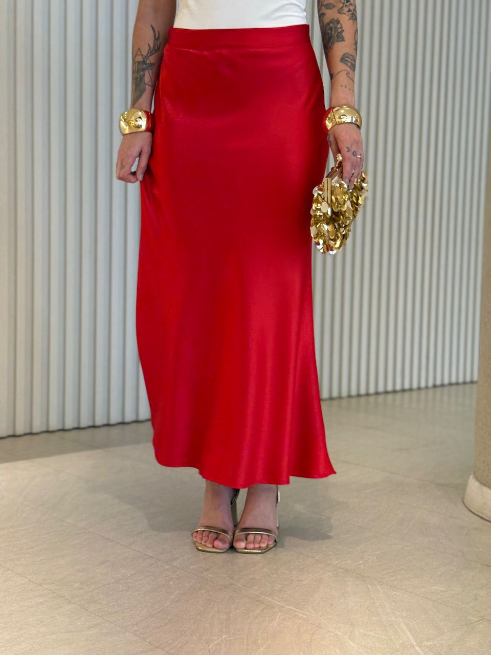 SAIA GABI ACETINADA VERMELHA