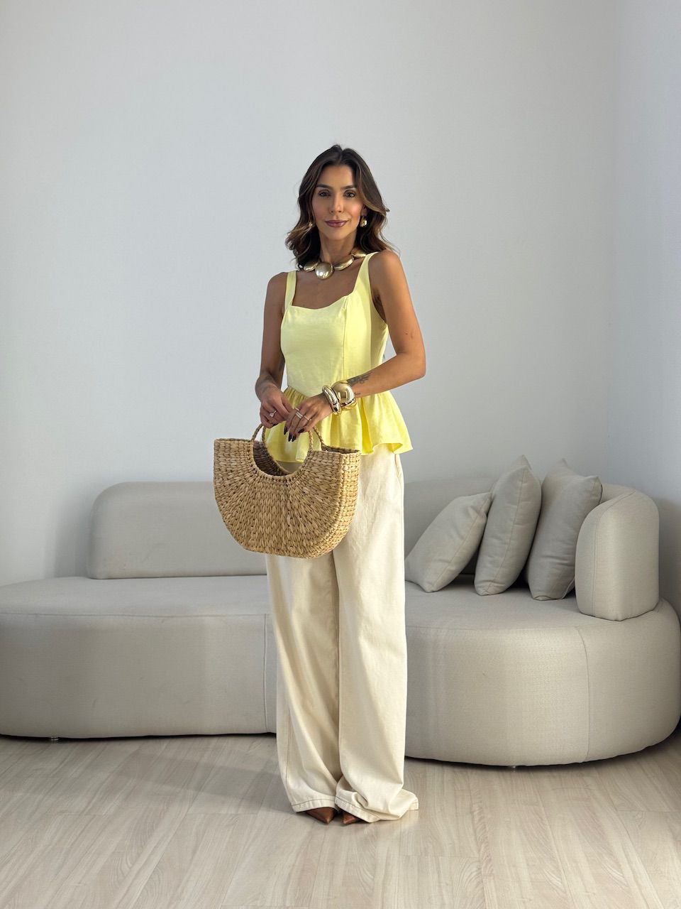 BLUSA ROSANA DECOTE QUADRADO YELLOW BUTTER