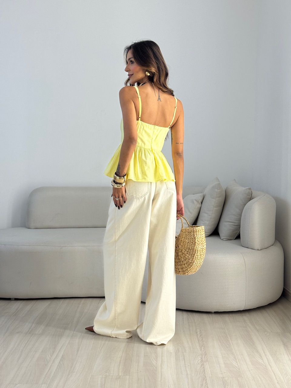 BLUSA ROSANA DECOTE QUADRADO YELLOW BUTTER