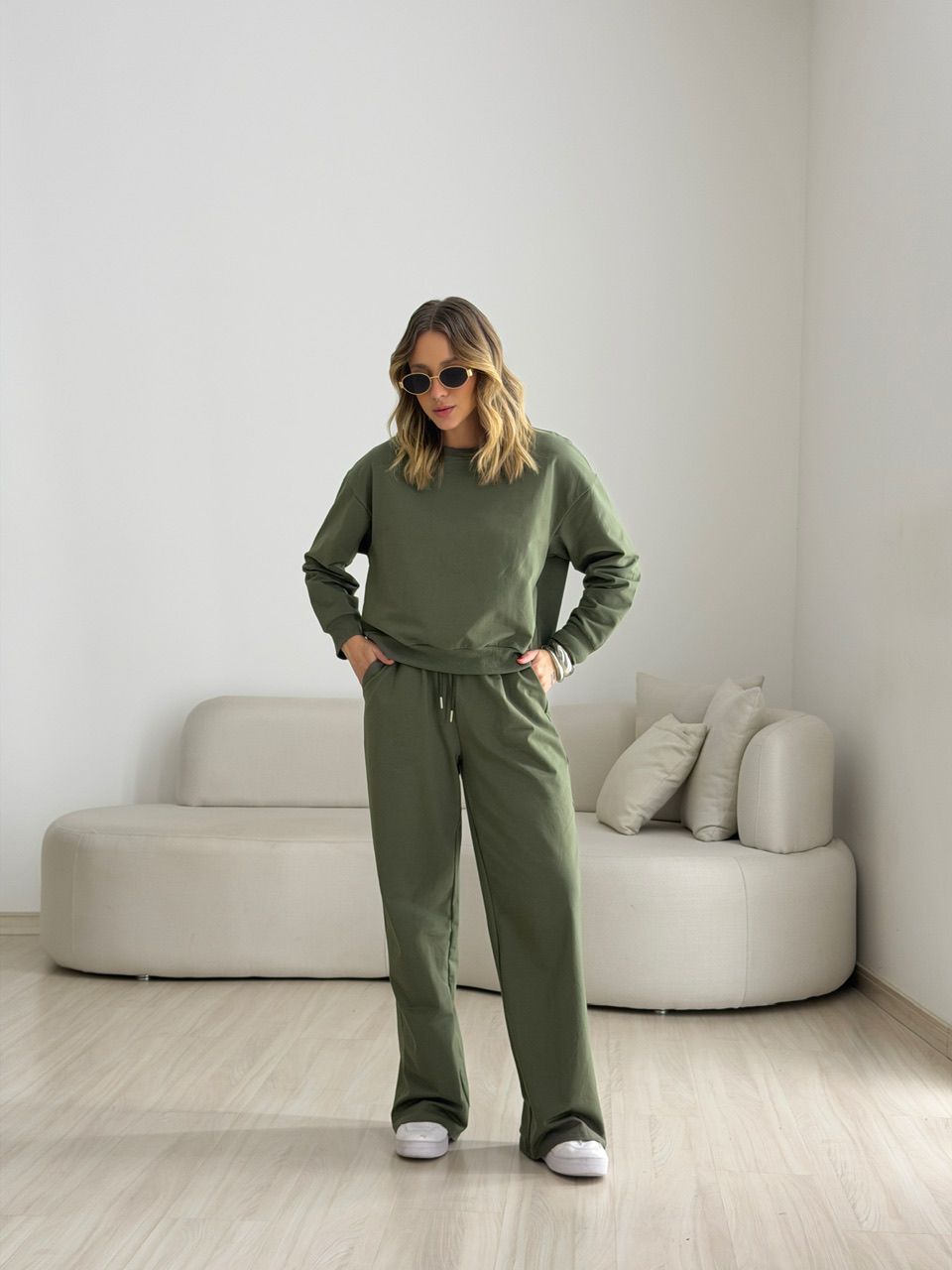 CONJUNTO RUBIA CALÇA VERDE