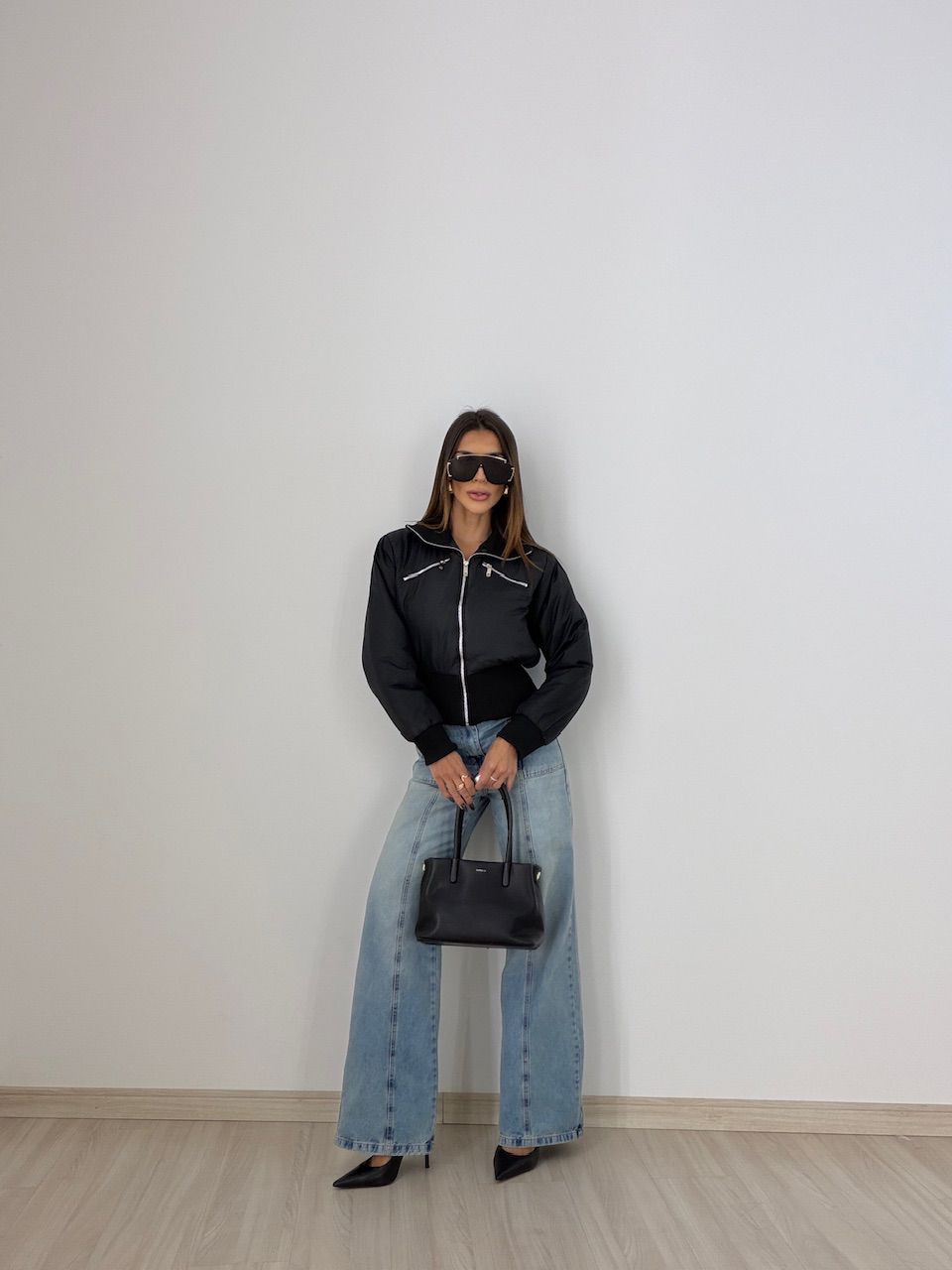 JAQUETA VIVIANE PUNHOS PRETA