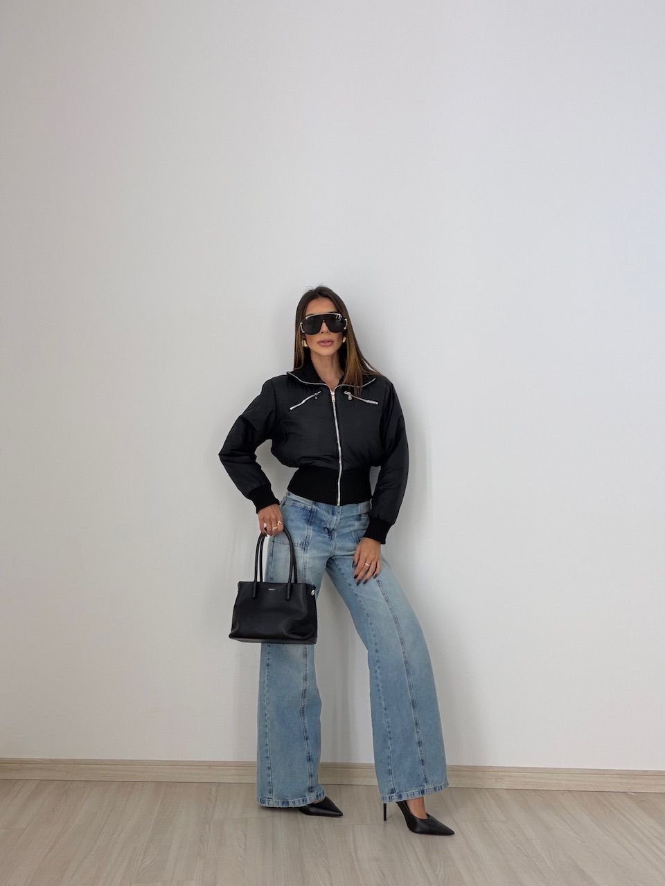 JAQUETA VIVIANE PUNHOS PRETA