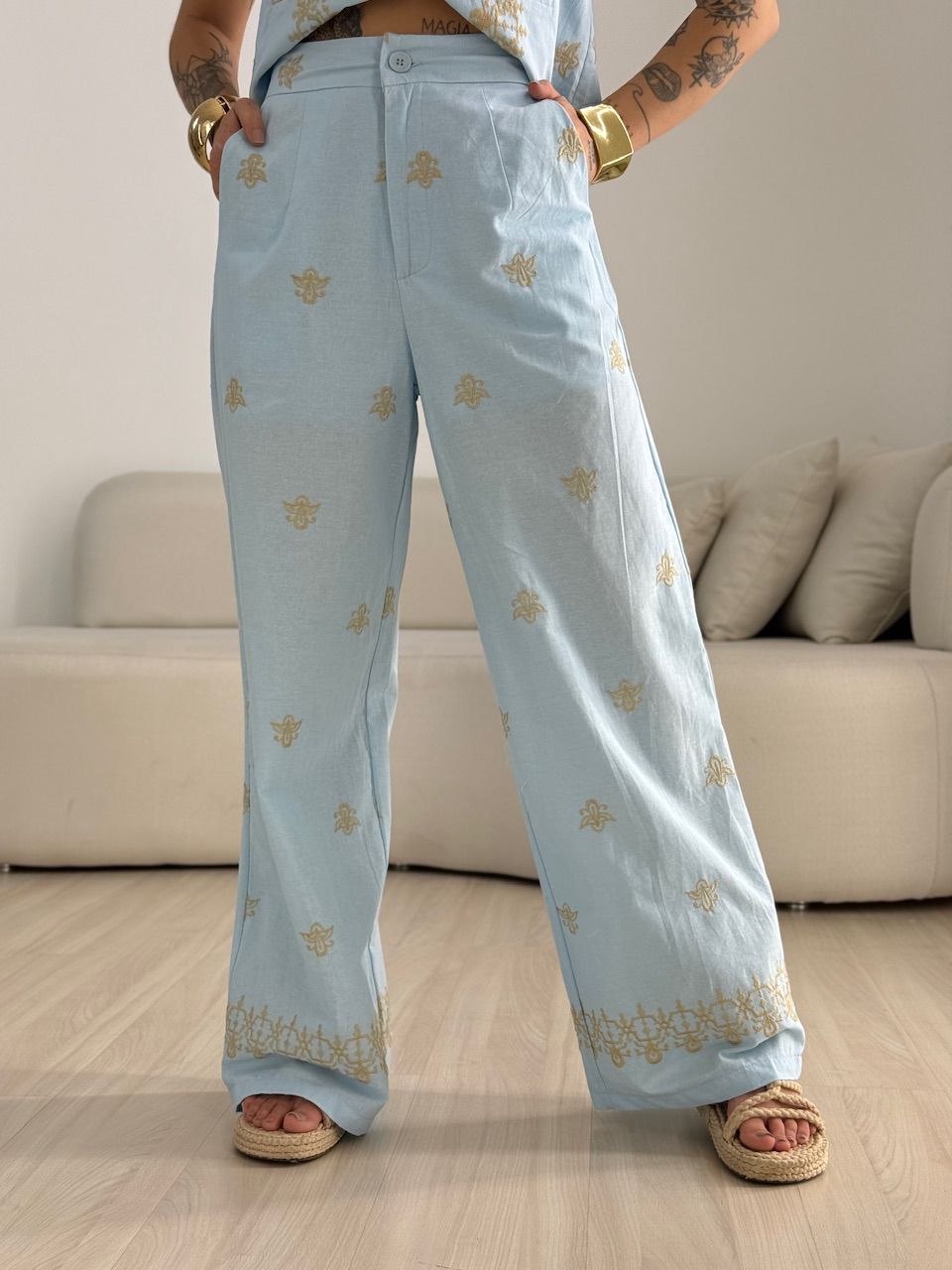 CONJUNTO SUELEN BORDADO BABY BLUE
