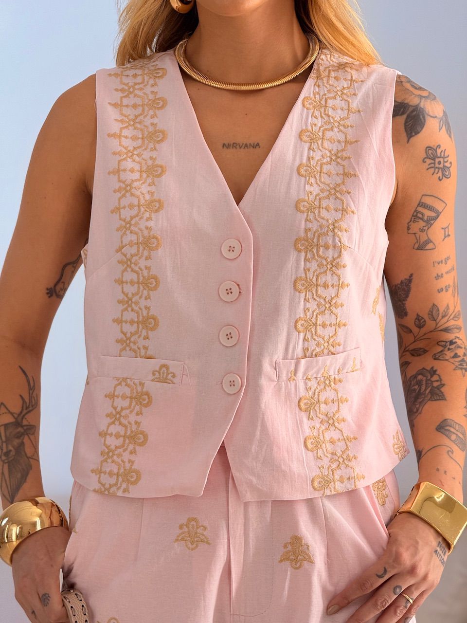 CONJUNTO SUELEN BORDADO BABY PINK