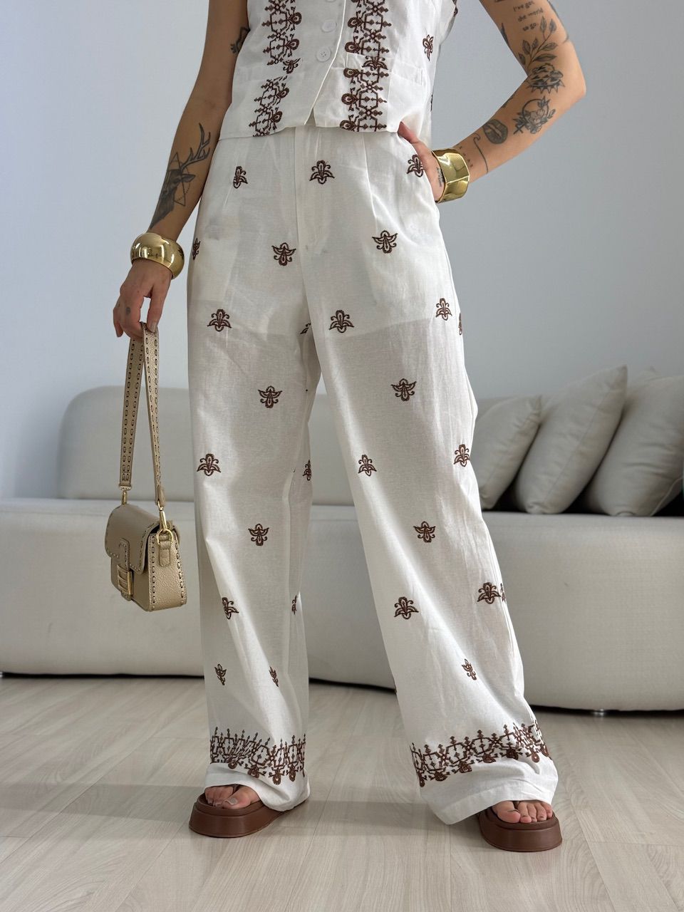 CONJUNTO SUELEN BORDADO OFF