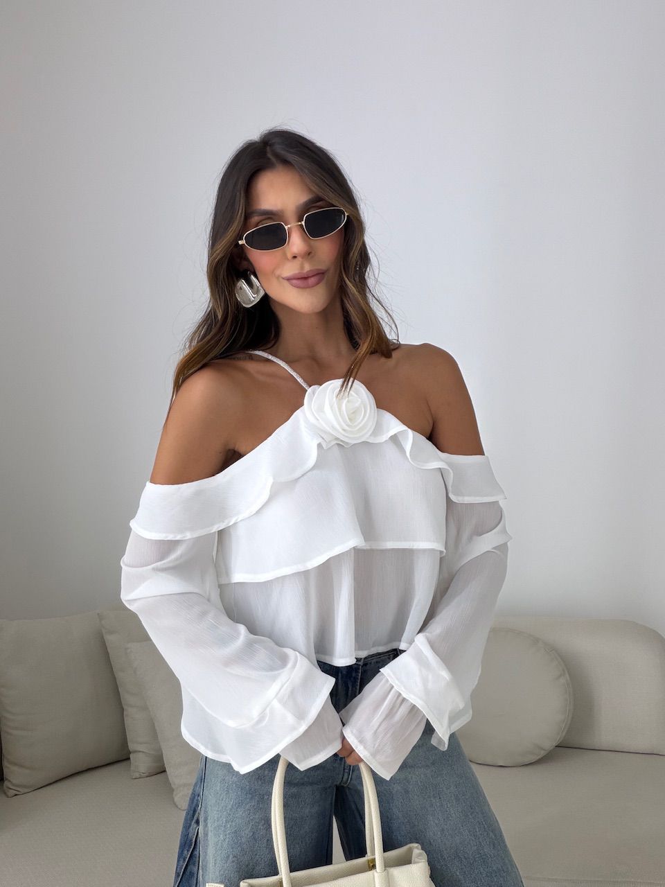 BLUSA ALICIA BABADOS OFF - 0082510048 - CAROLLA FERRARO
