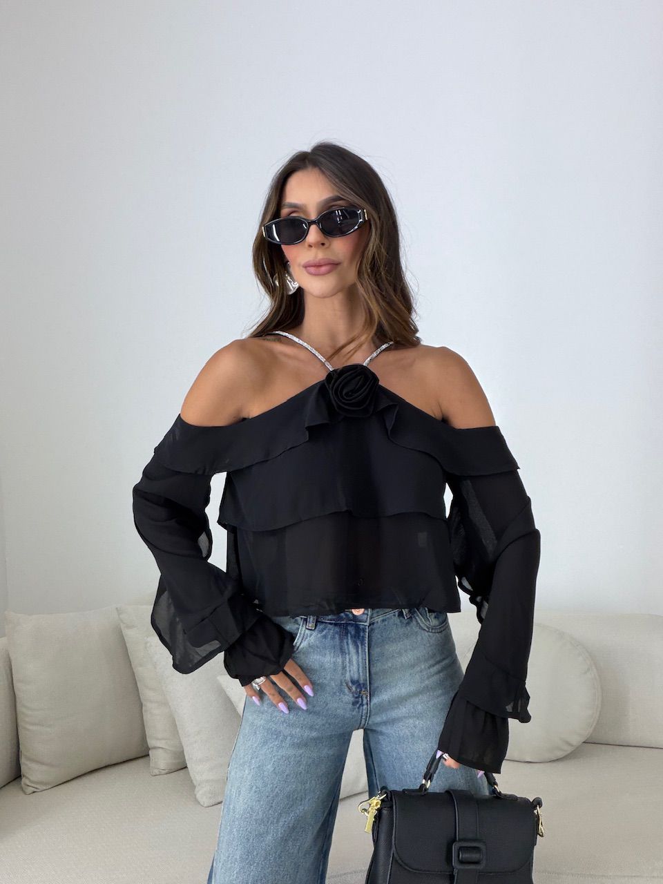 BLUSA ALICIA BABADOS PRETA - 0082510033 - CAROLLA FERRARO