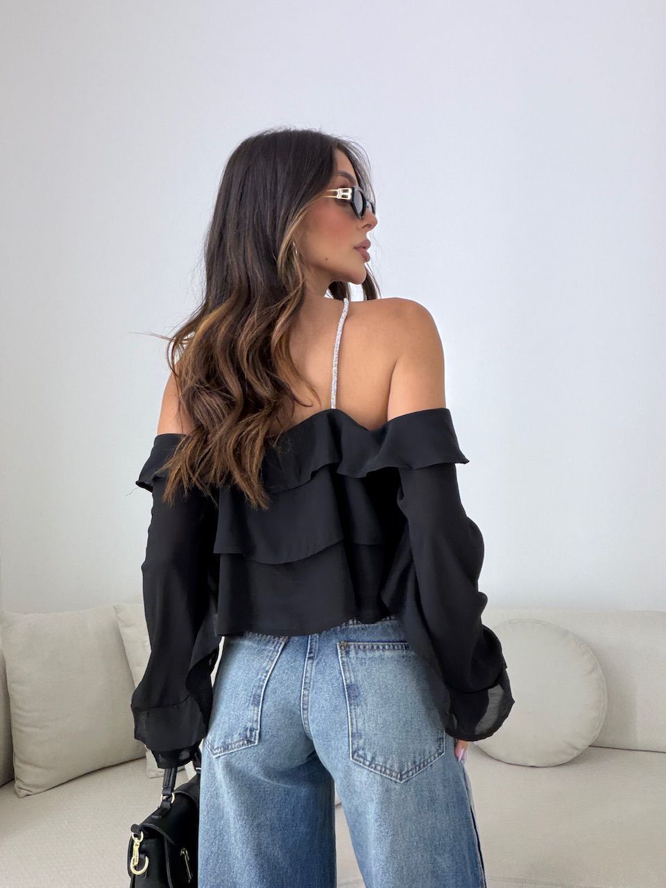 BLUSA ALICIA BABADOS PRETA