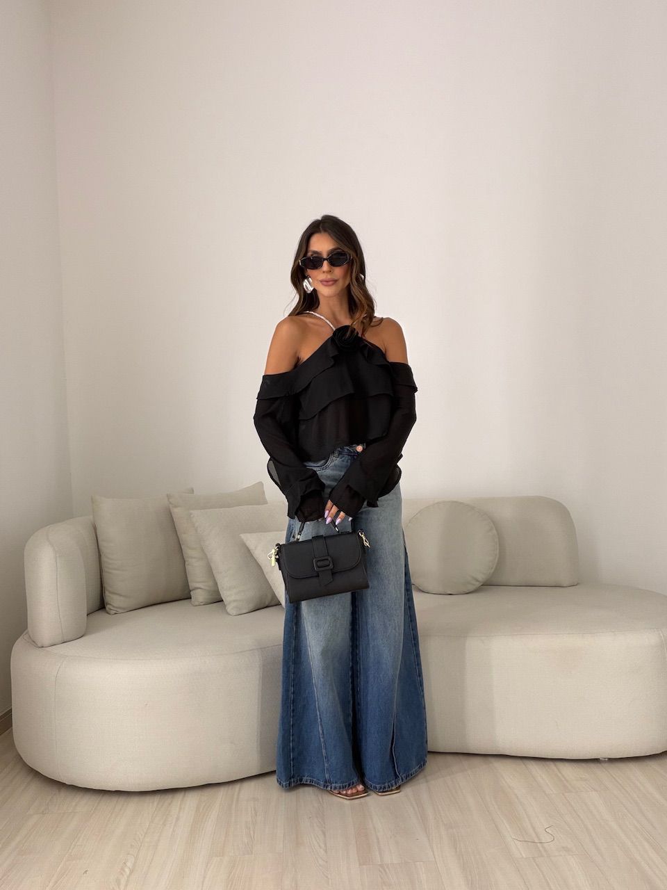BLUSA ALICIA BABADOS PRETA