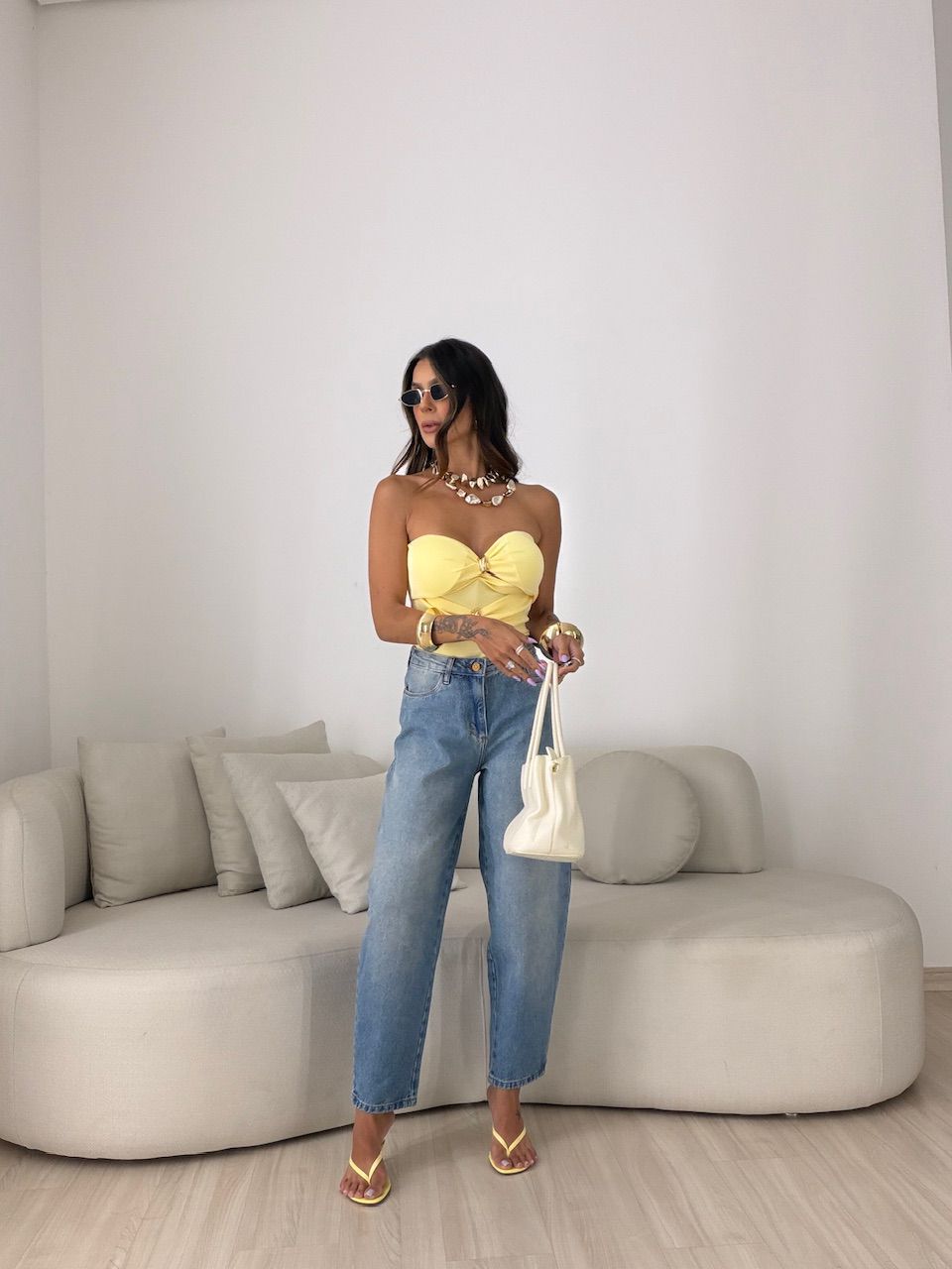 BLUSA DAMARIS TOMARA QUE CAIA AMARELA