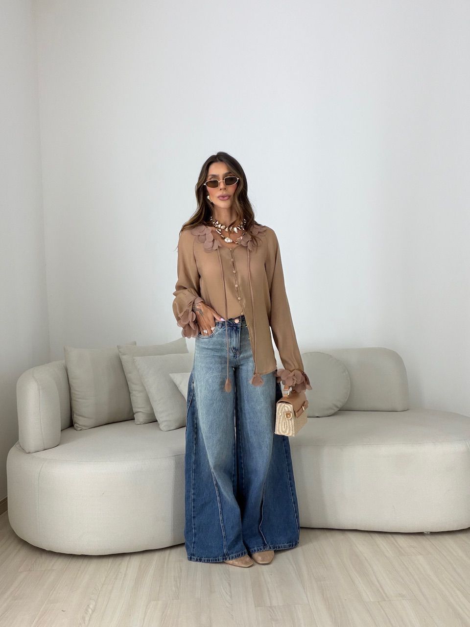 CAMISA CLÉIA BOTÕES MARROM