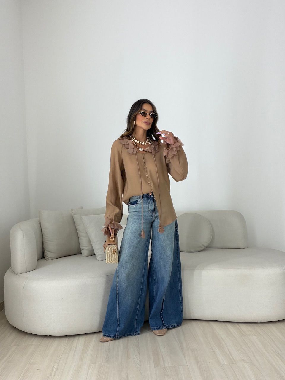CAMISA CLÉIA BOTÕES MARROM