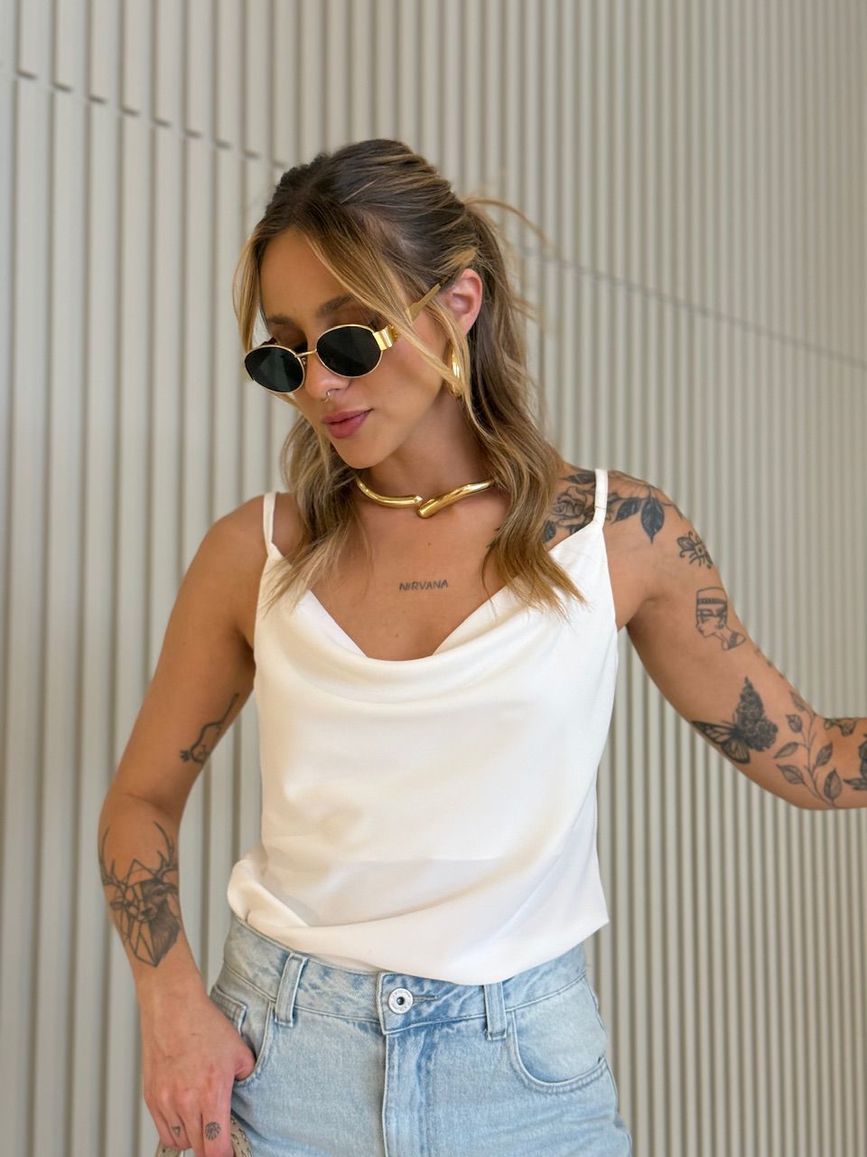 BLUSA ARIEL ALCINHA OFF