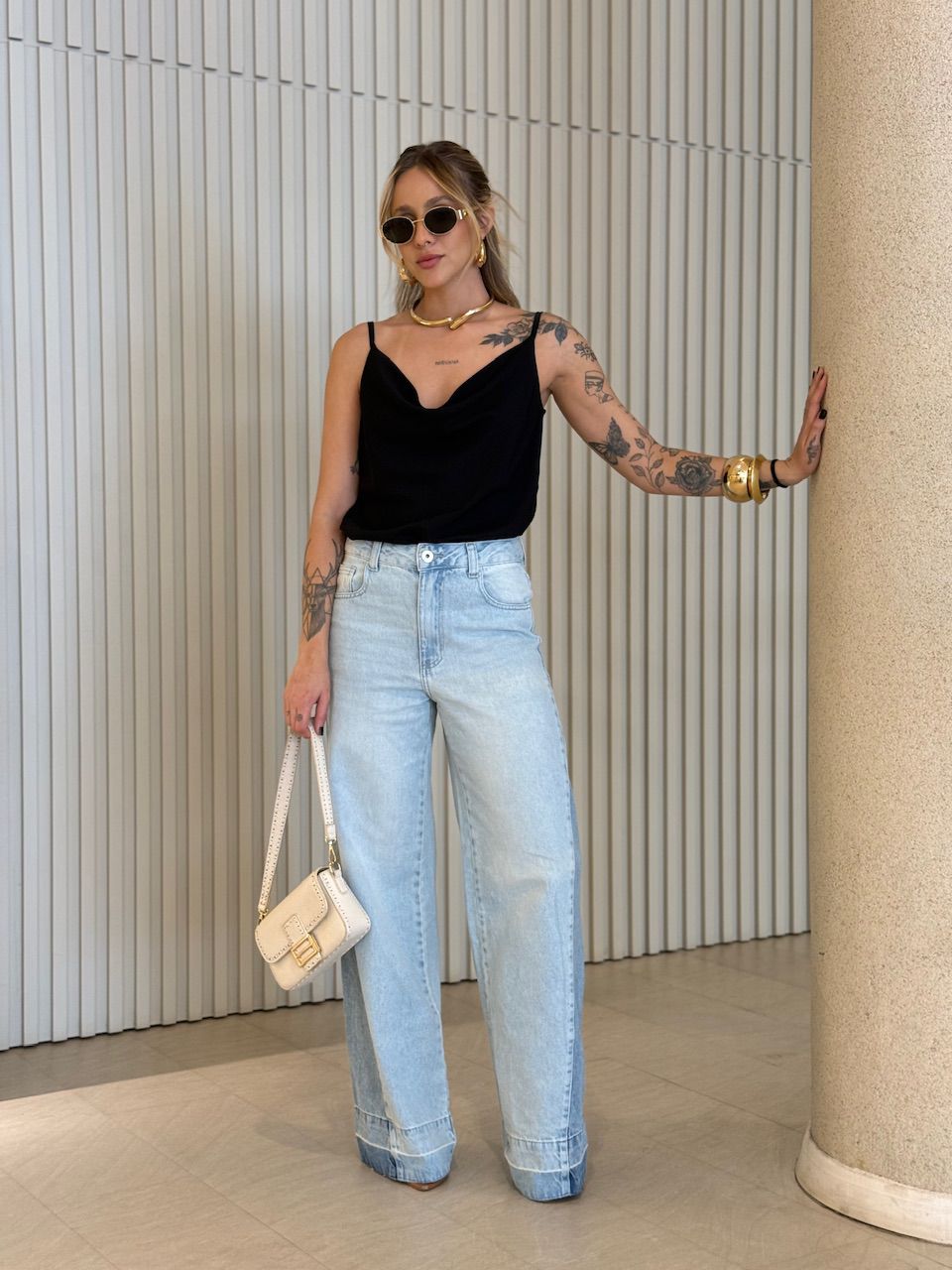 BLUSA ARIEL ALCINHA PRETA