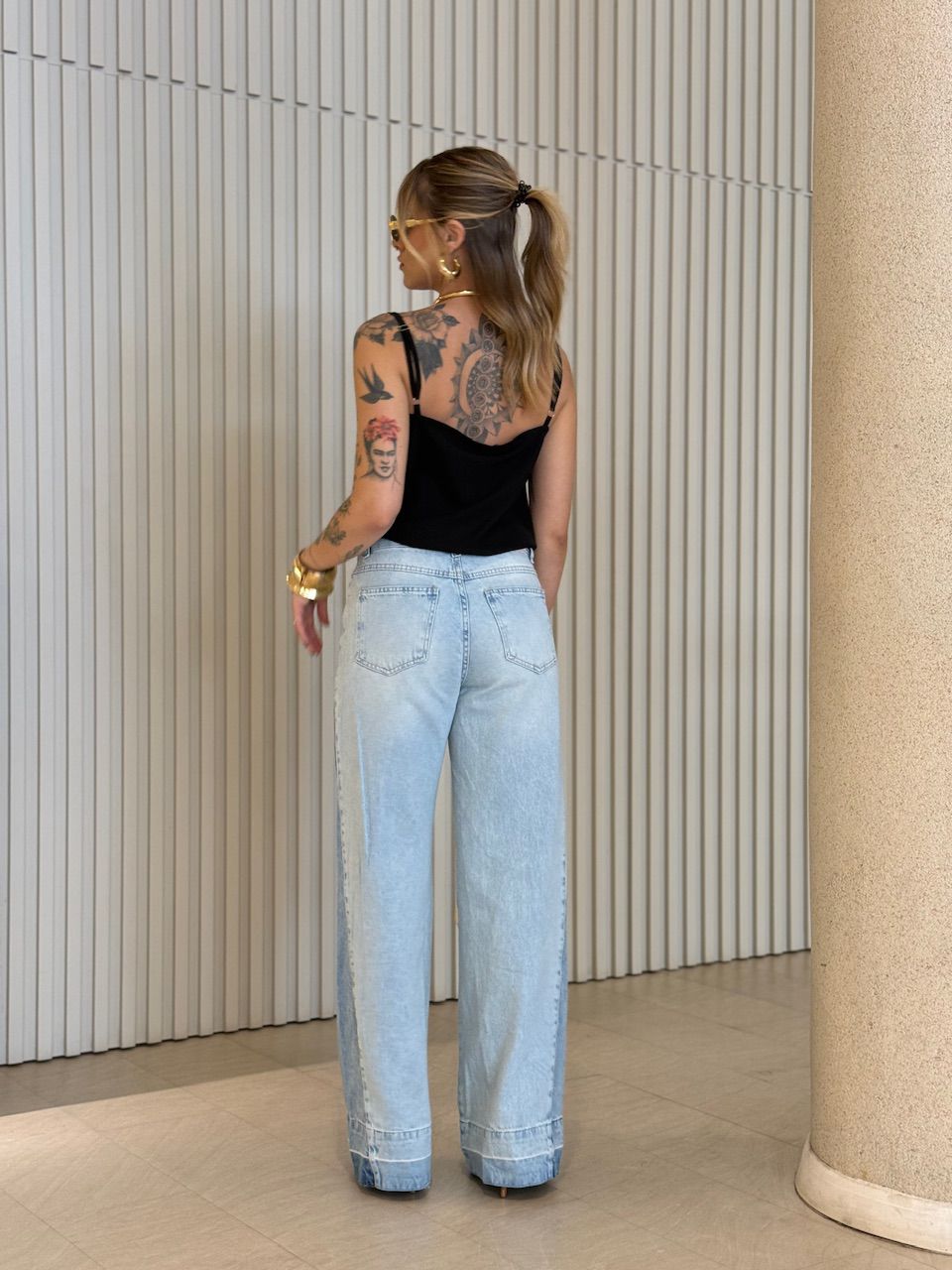 BLUSA ARIEL ALCINHA PRETA