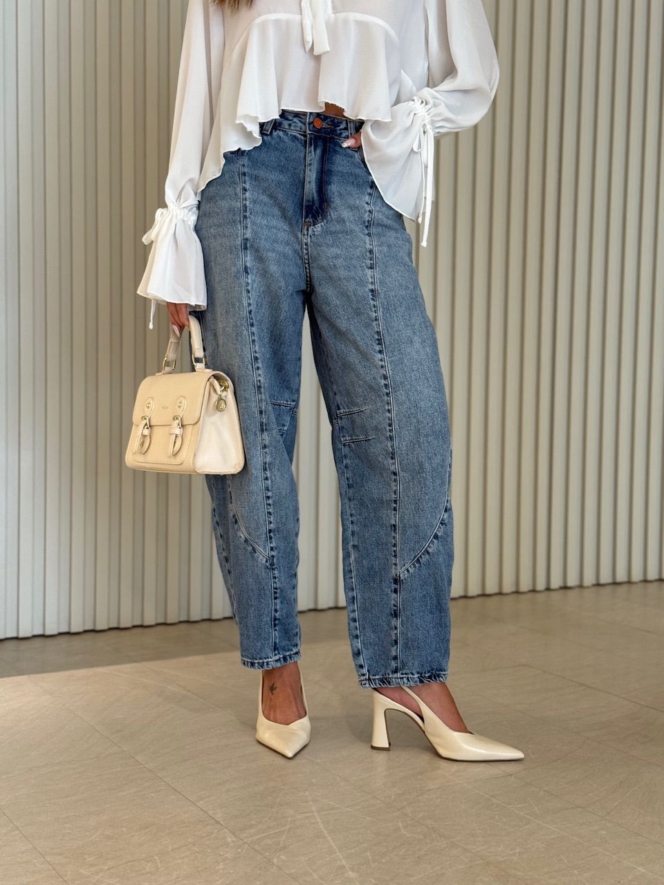 CALÇA CLÁUDIA BALLOON JEANS - 0076680122 - CAROLLA FERRARO