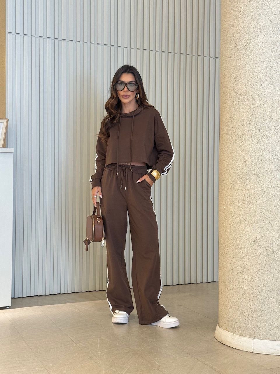 CONJUNTO LOREN LISTRAS MARROM - 0076630054 - CAROLLA FERRARO