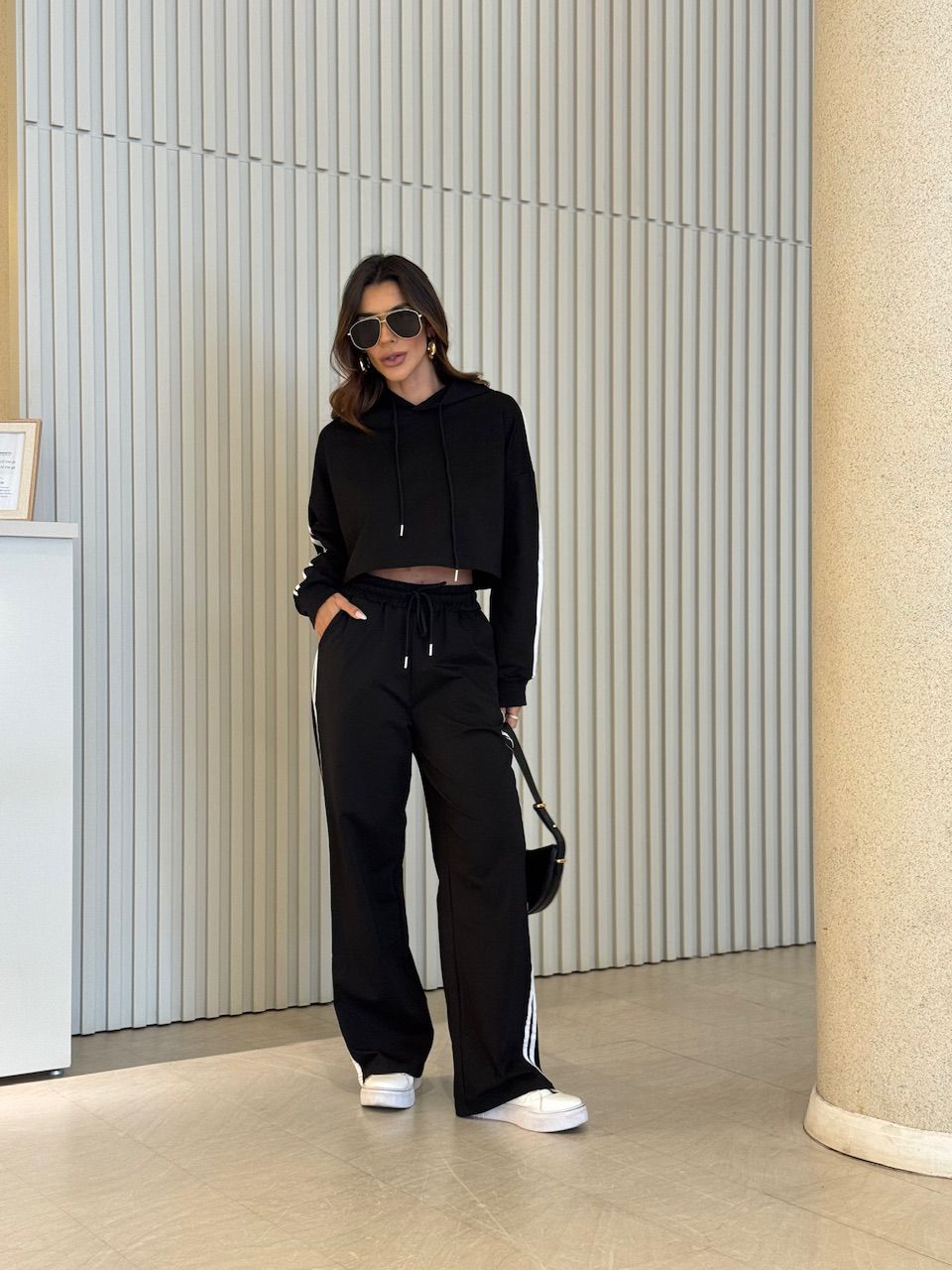 CONJUNTO LOREN LISTRAS PRETO - 0076630032 - CAROLLA FERRARO