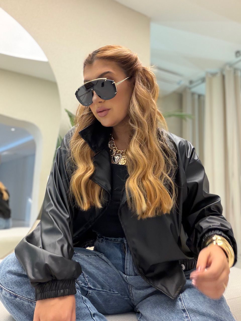 JAQUETA MARIANE COURO FAKE PRETA