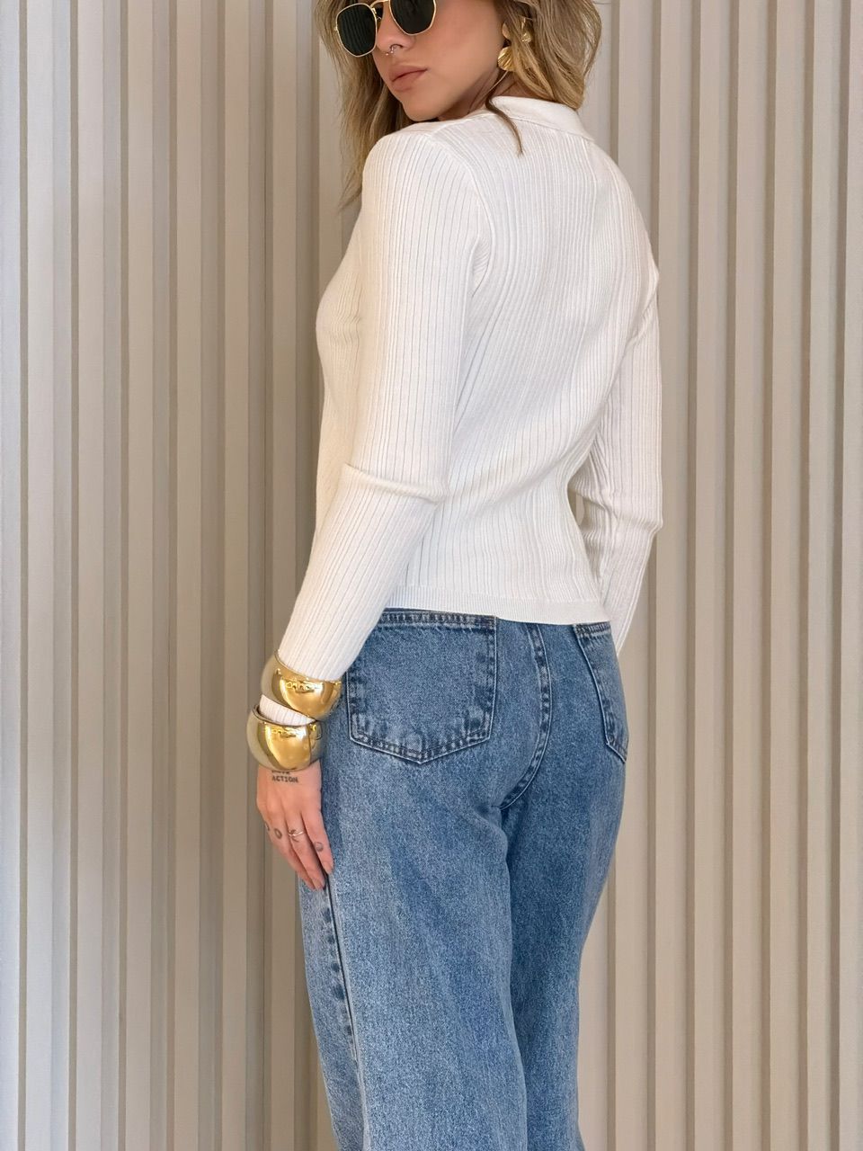 TRICOT VALQUIRIA BOTÕES OFF