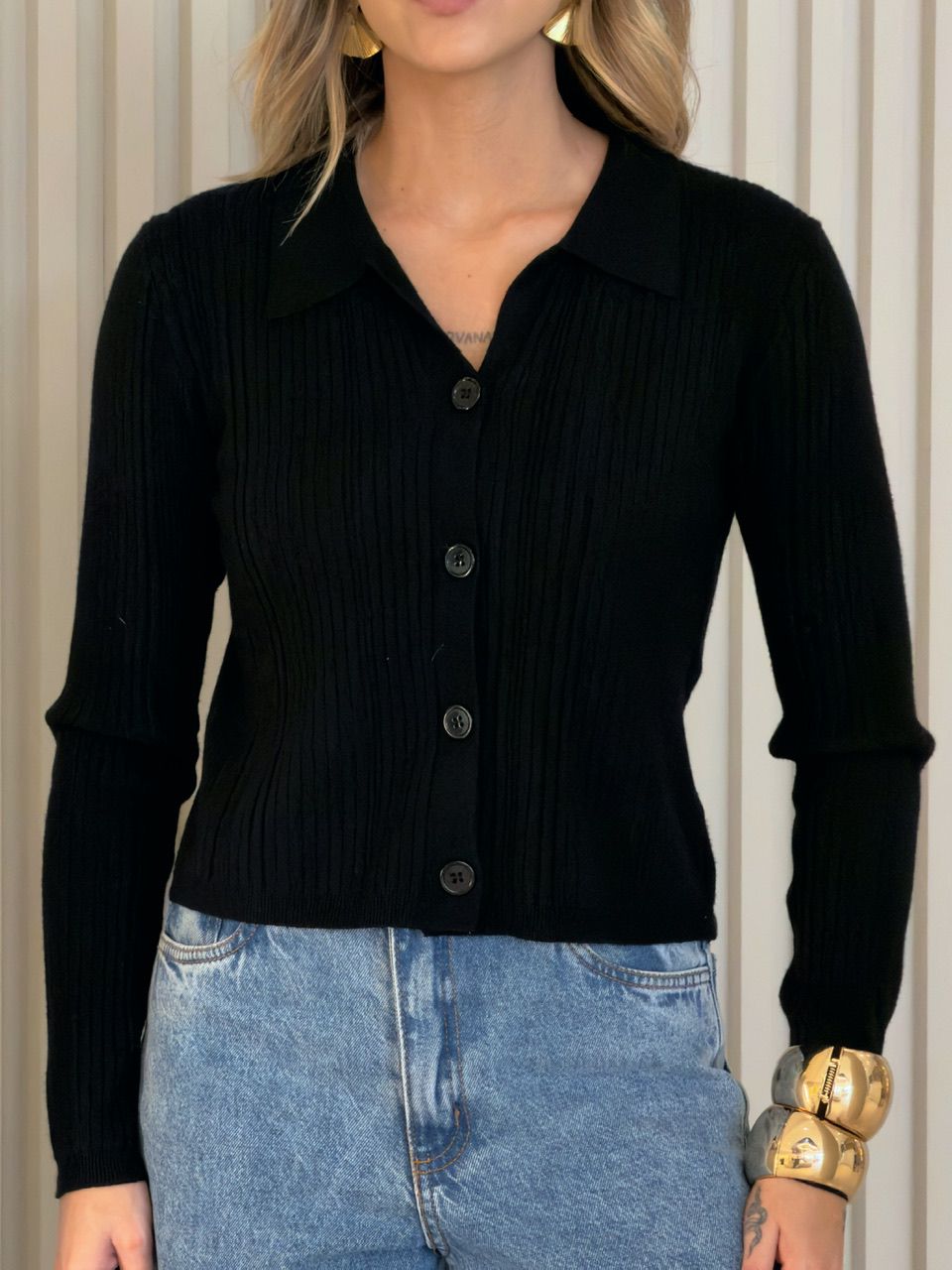 TRICOT VALQUIRIA BOTÕES PRETO