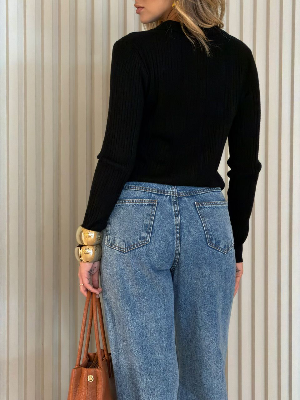 TRICOT VALQUIRIA BOTÕES PRETO