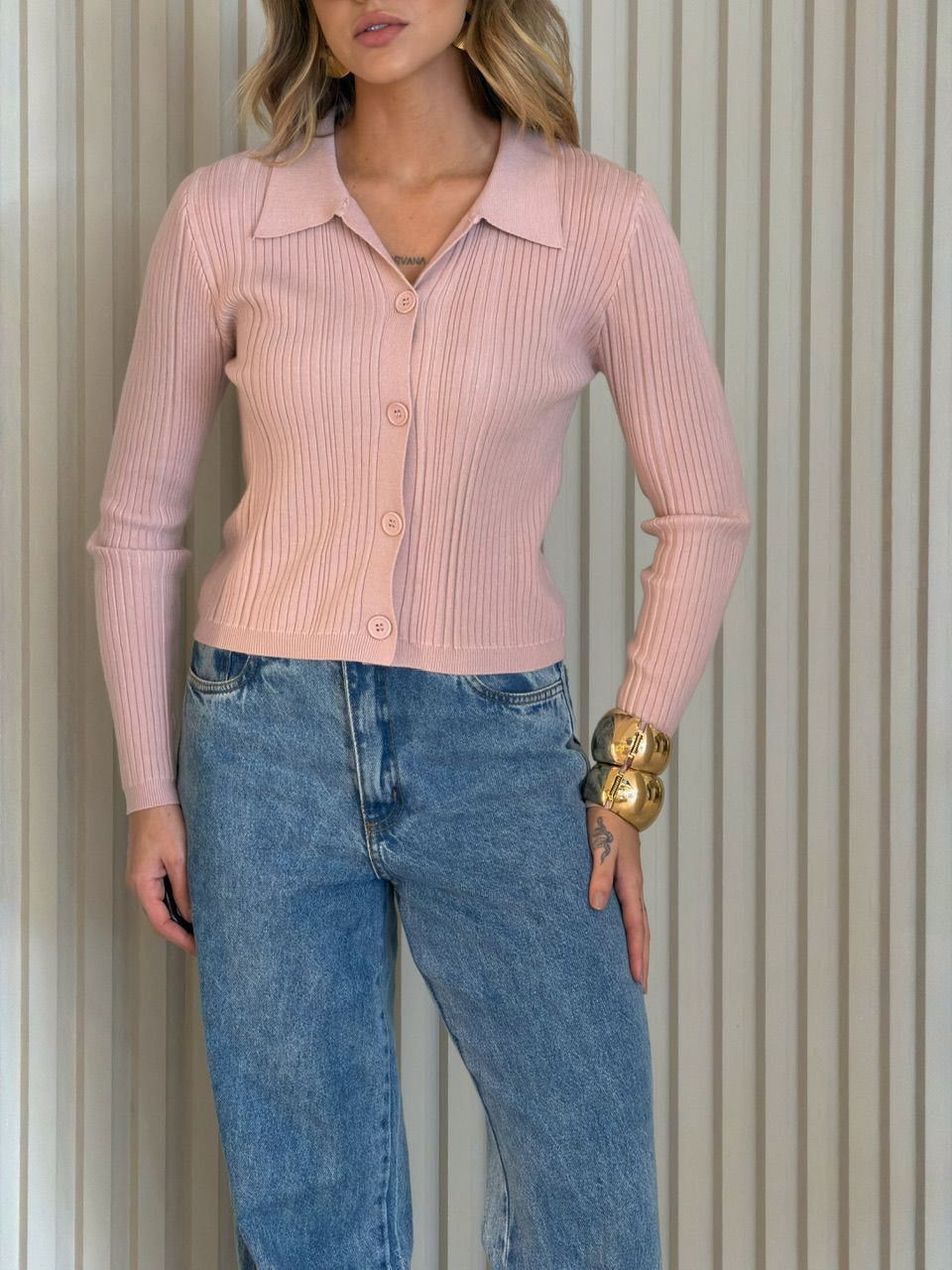 TRICOT VALQUIRIA BOTÕES ROSA