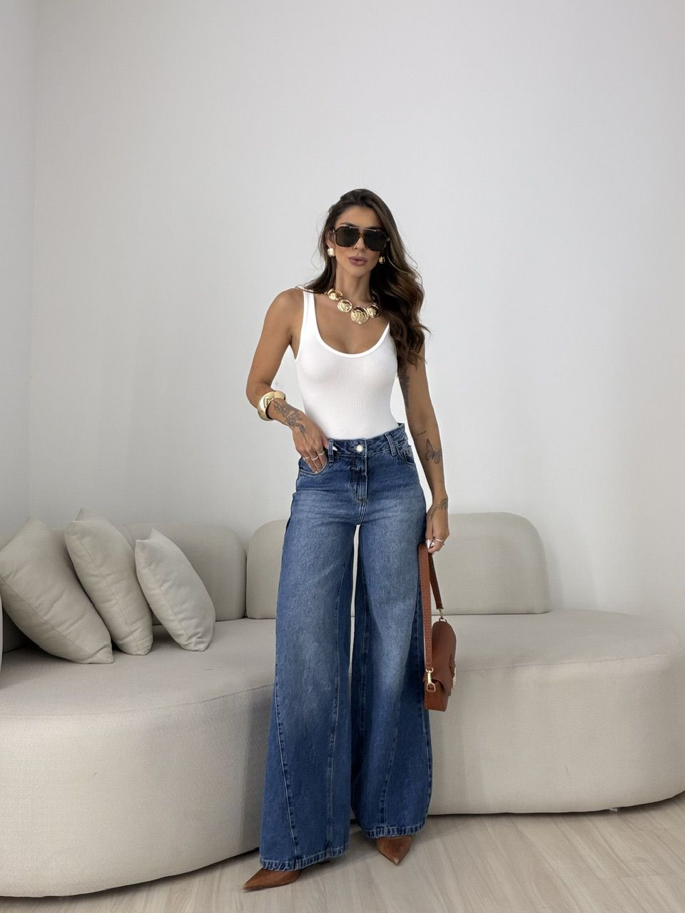 CALÇA LEANDRA WIDE LEG RECORTES JEANS MÉDIO