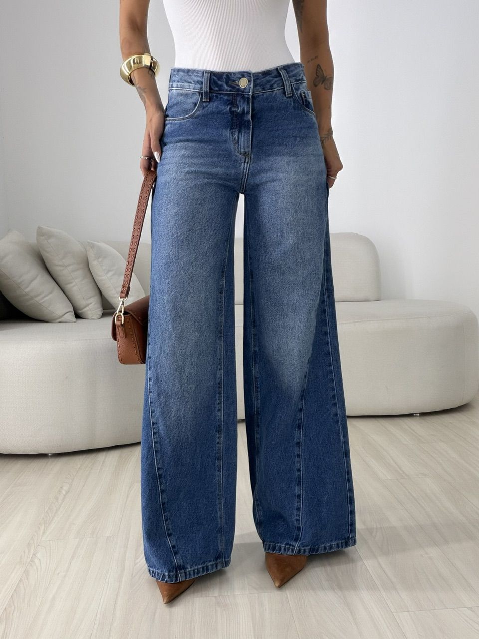CALÇA LEANDRA WIDE LEG RECORTES JEANS MÉDIO