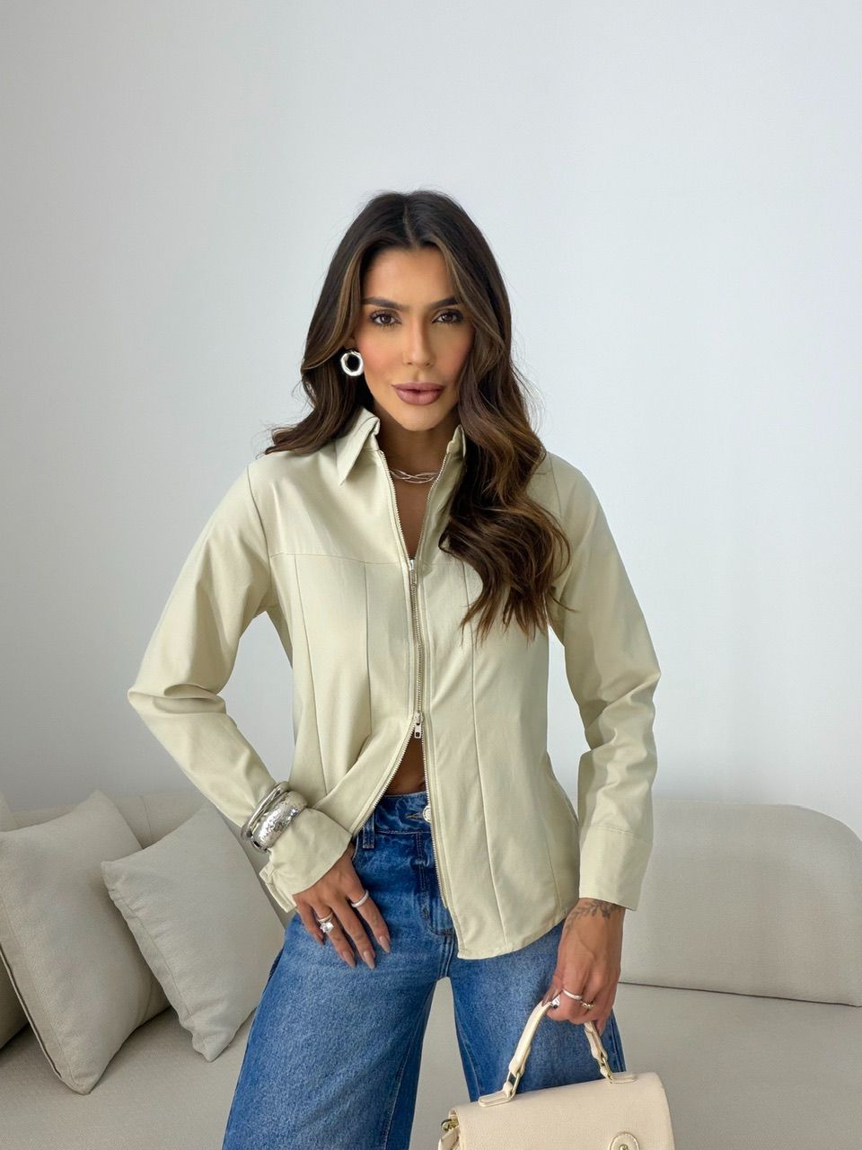 CAMISA ANA JULIA ZÍPER AREIA