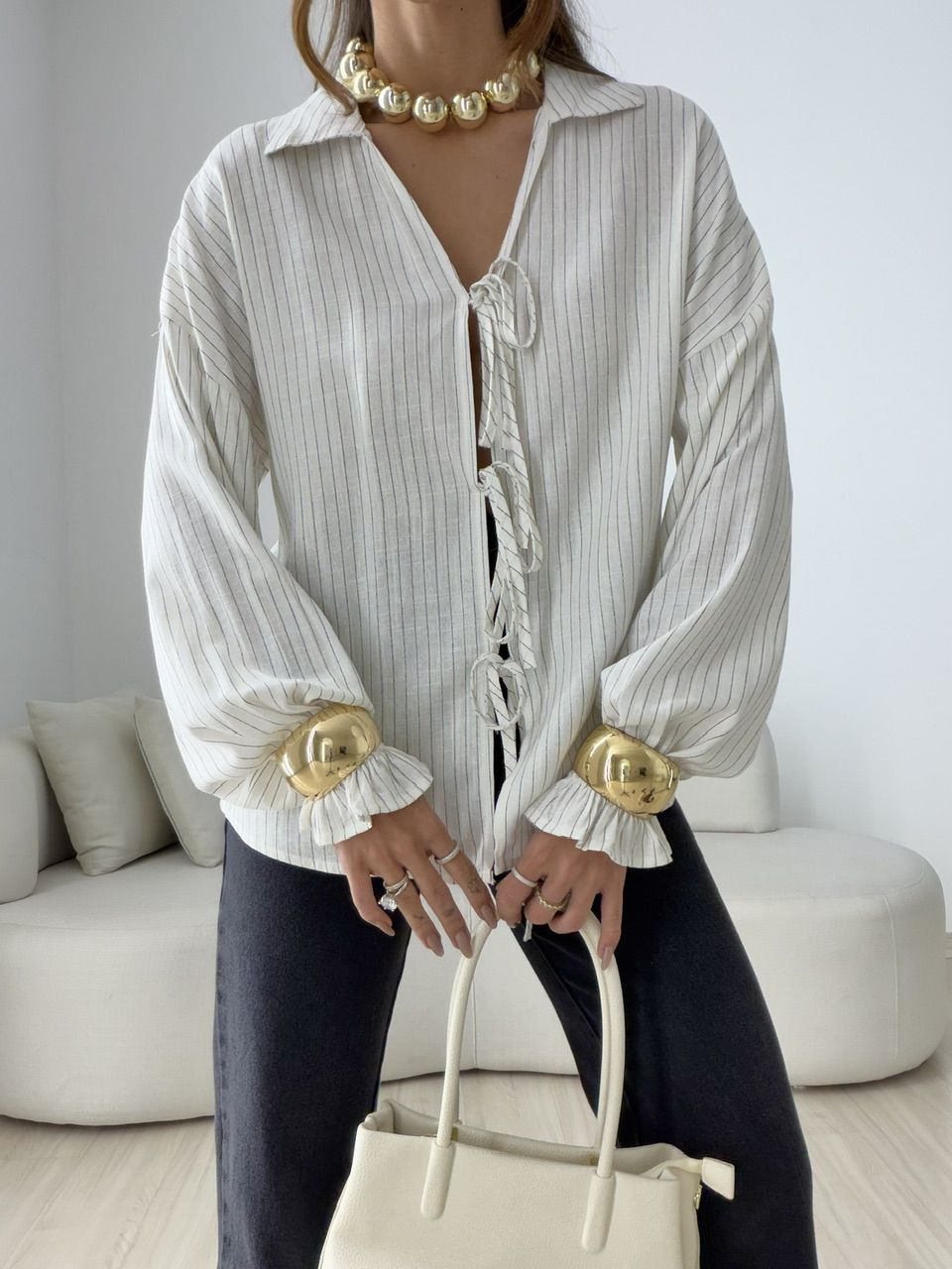 CAMISA MARIA CECÍLIA RISCA DE GIZ OFF