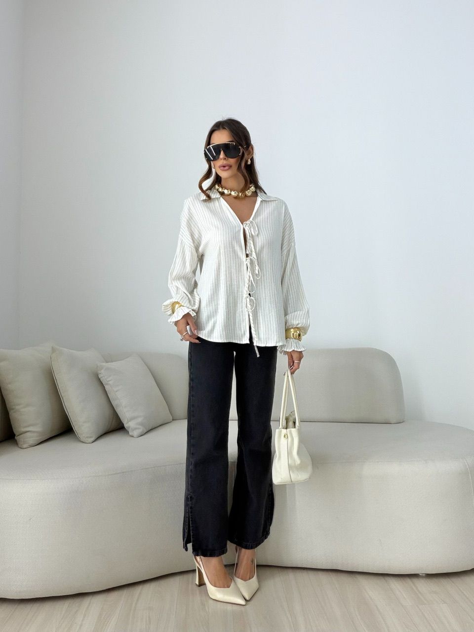 CAMISA MARIA CECÍLIA RISCA DE GIZ OFF