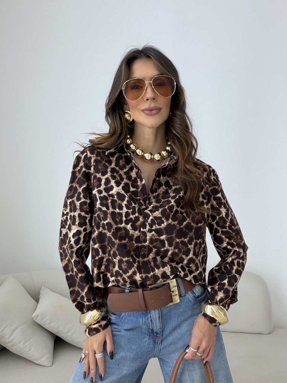 CAMISA LÍDIA ANIMAL PRINT MARROM - 0080290054 - CAROLLA FERRARO