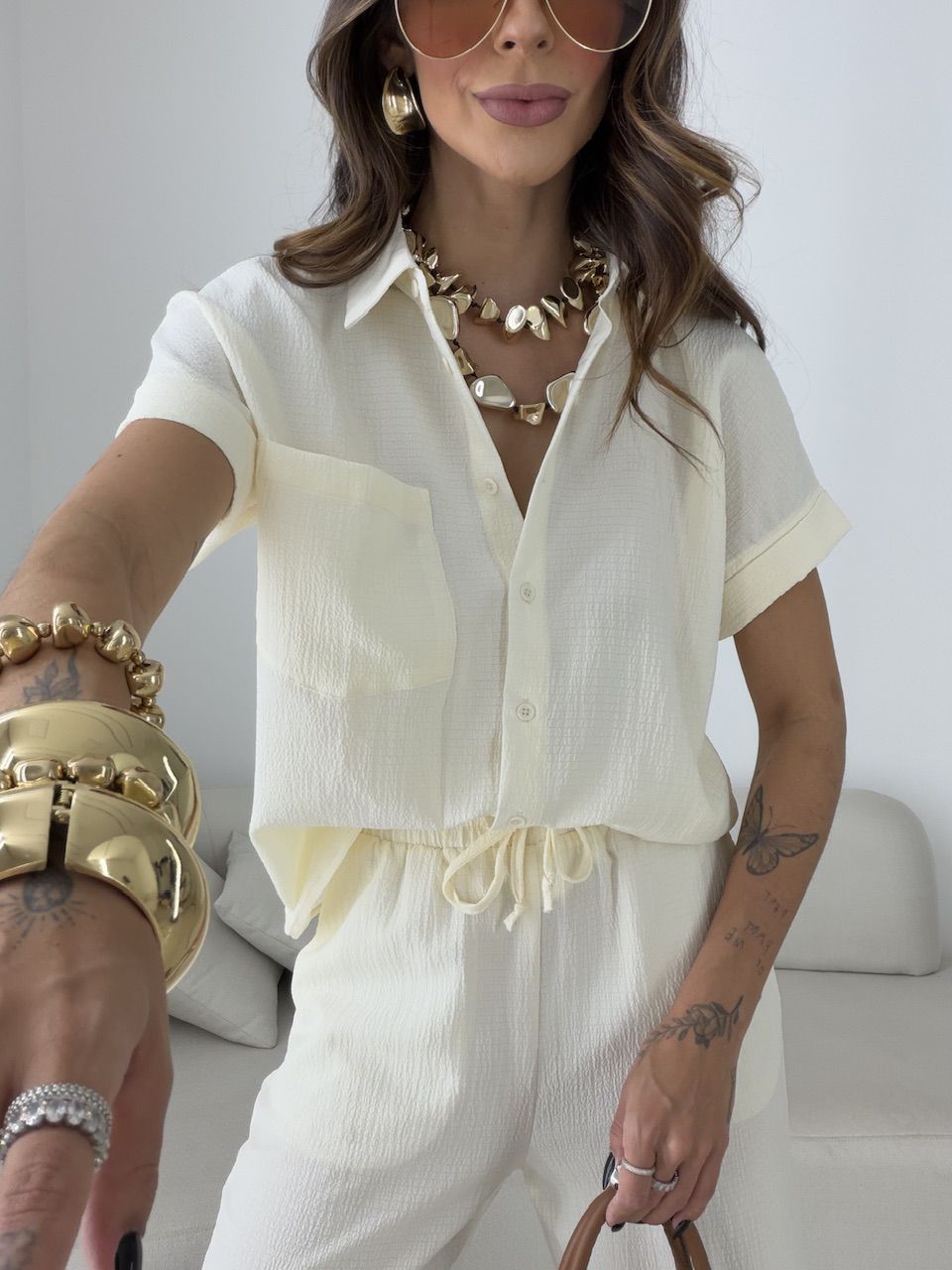 CAMISA MARÍLIA MANGA CURTA CREME