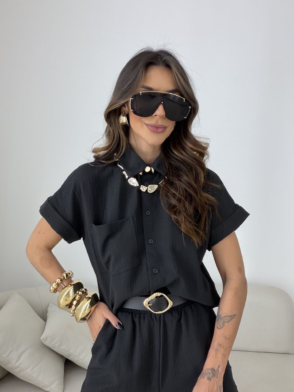 CAMISA MARÍLIA MANGA CURTA PRETA