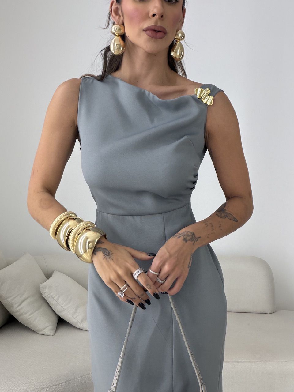 VESTIDO CAROL FENDA CINZA