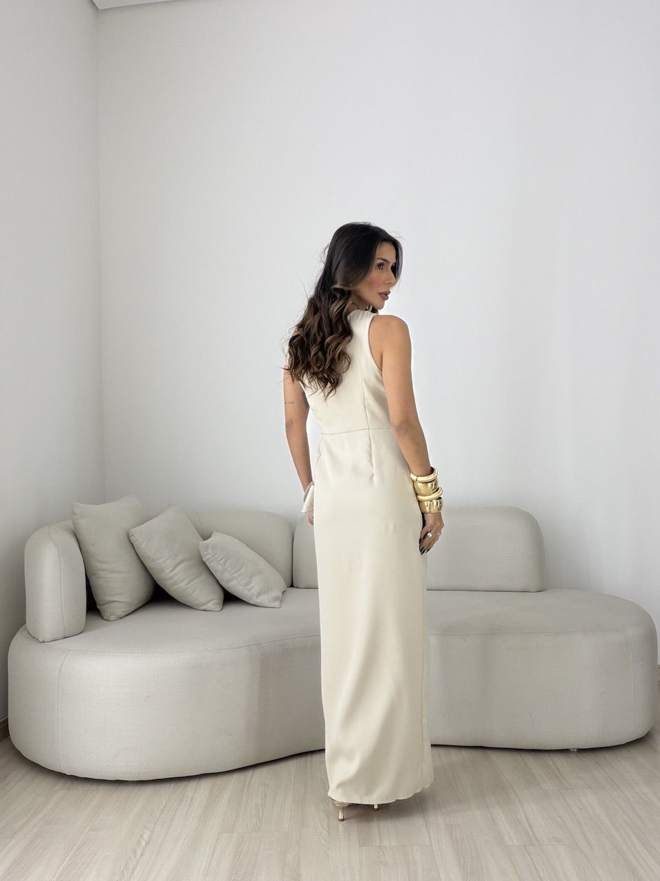 VESTIDO CAROL FENDA AREIA
