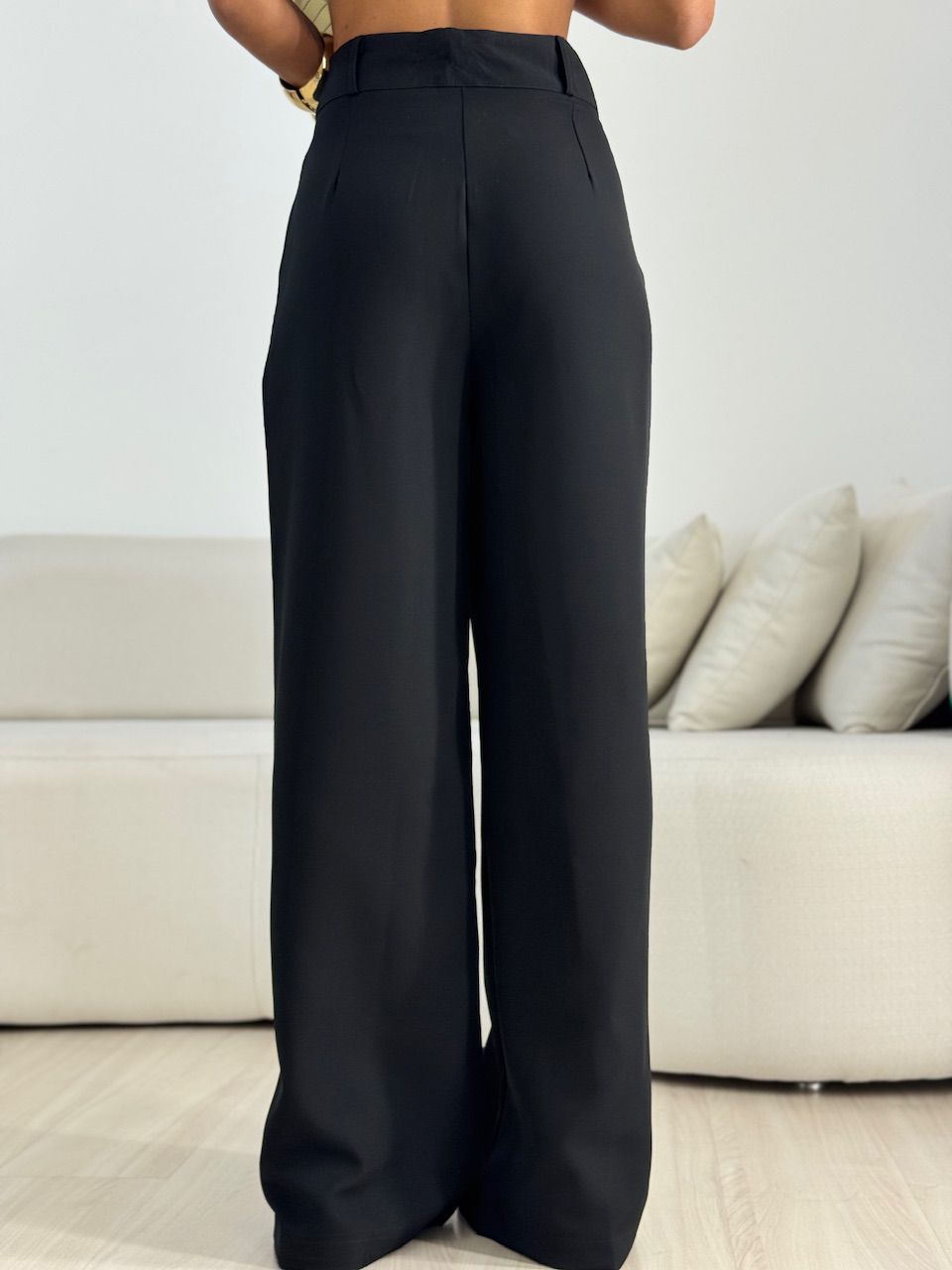 CALÇA LAILA ALFAIATARIA PRETA