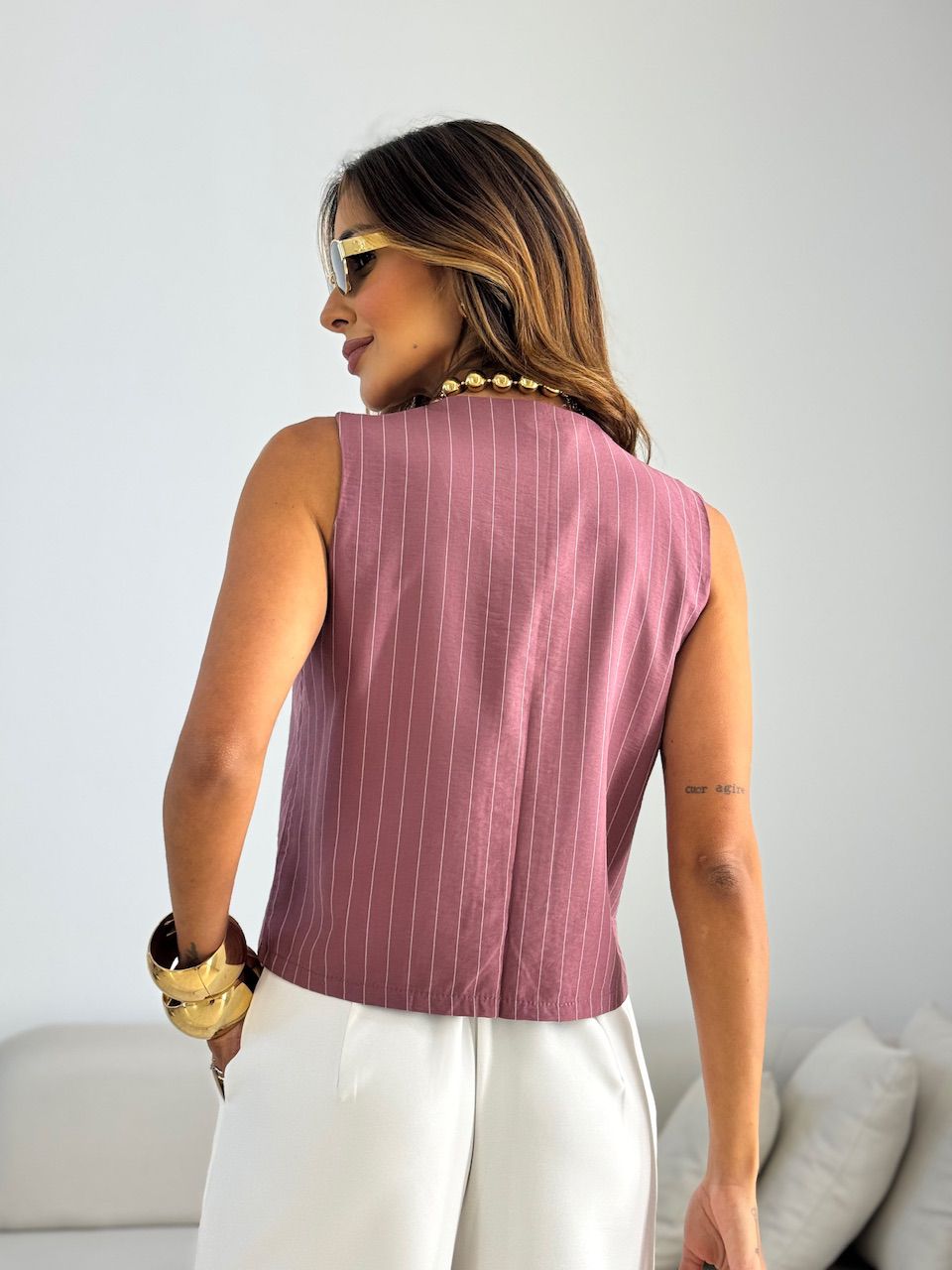 COLETE MARCIA RISCA DE GIZ ROSA QUEIMADO