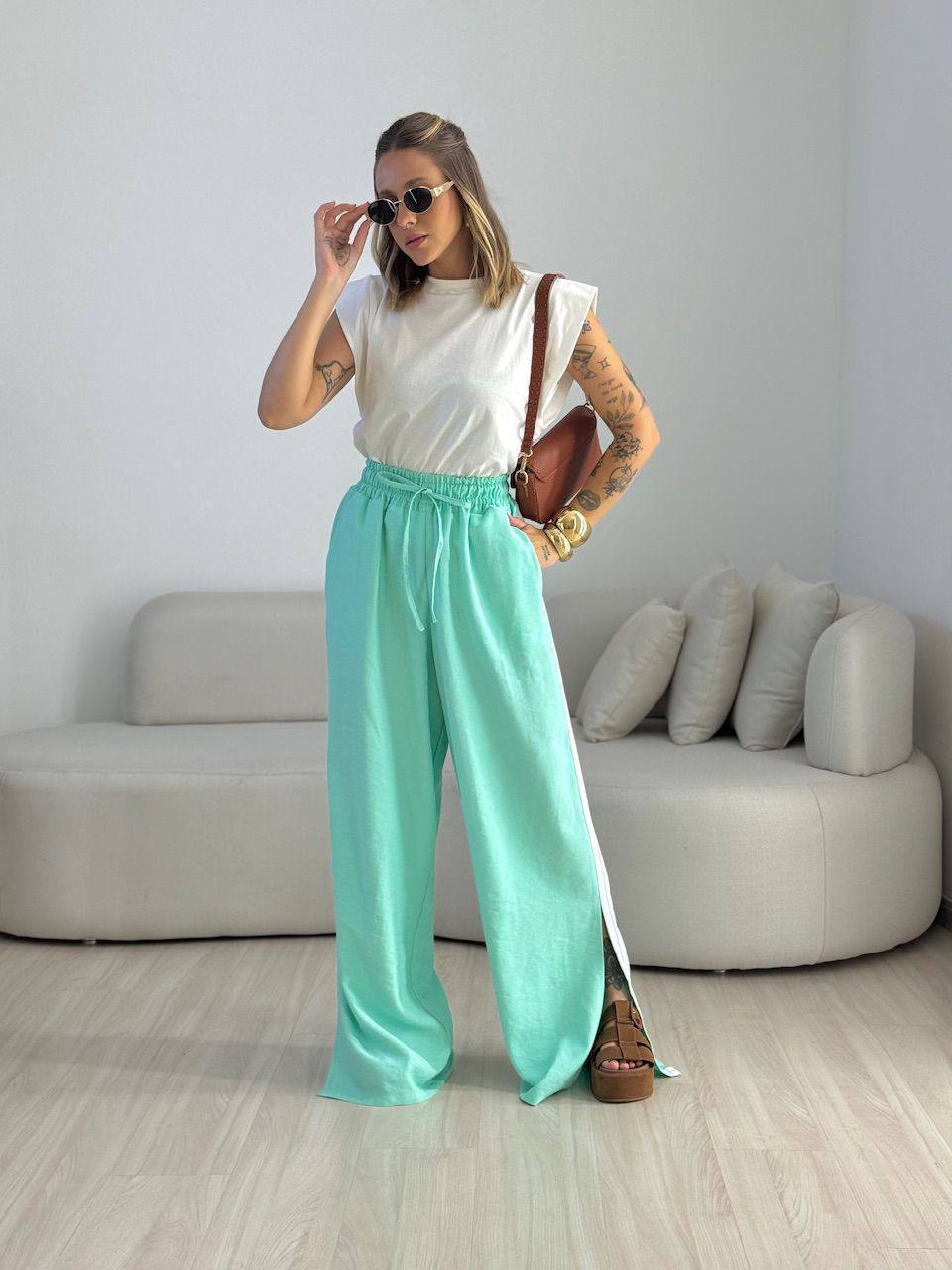 CALÇA AGNES CF LISTRAS VERDE ÁGUA