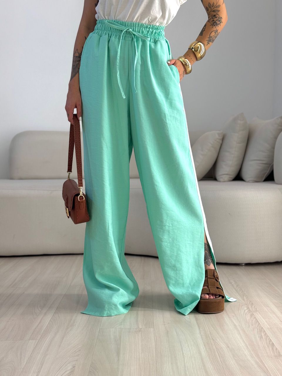 CALÇA AGNES CF LISTRAS VERDE ÁGUA - 0073340121 - CAROLLA FERRARO