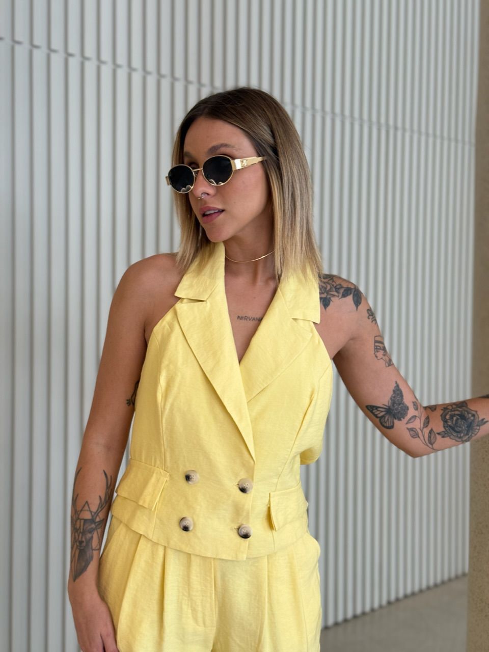 CONJUNTO MARCELA GOLA FRENTE ÚNICA AMARELO