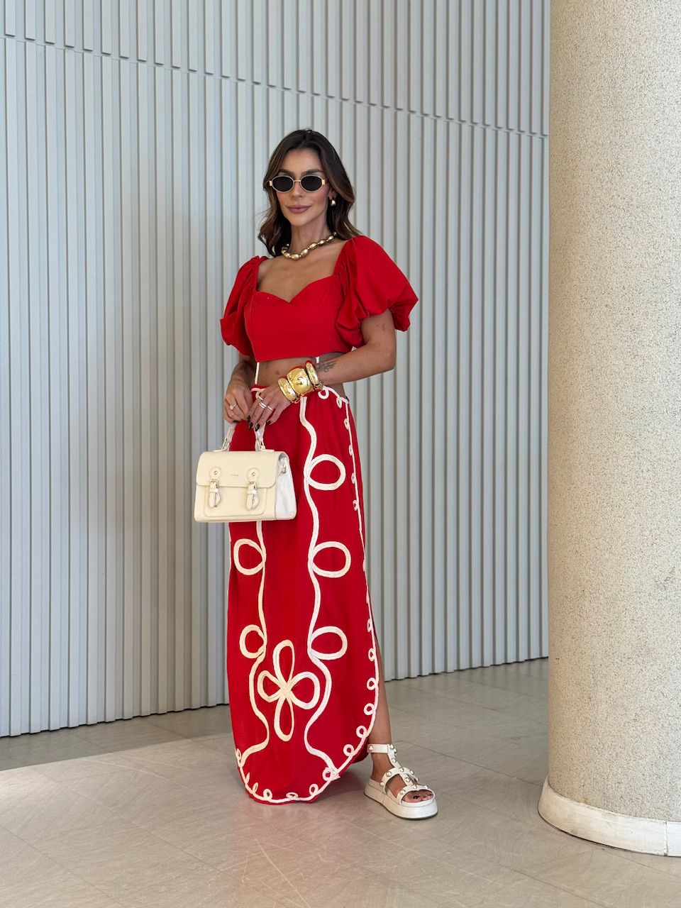 VESTIDO EMILIA BORDADO VERMELHO