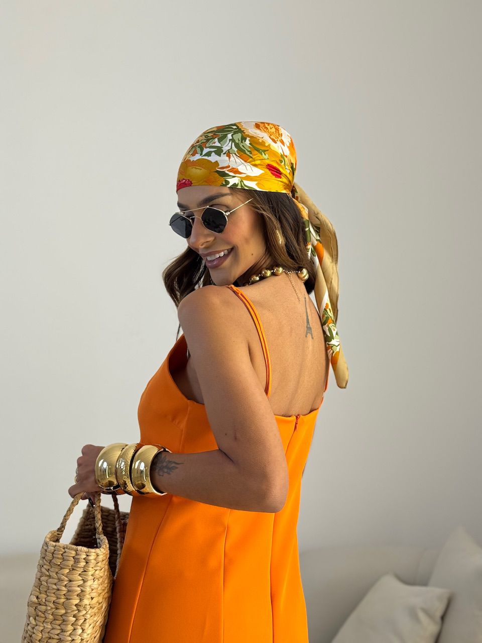 VESTIDO NICOLE CURTO LARANJA