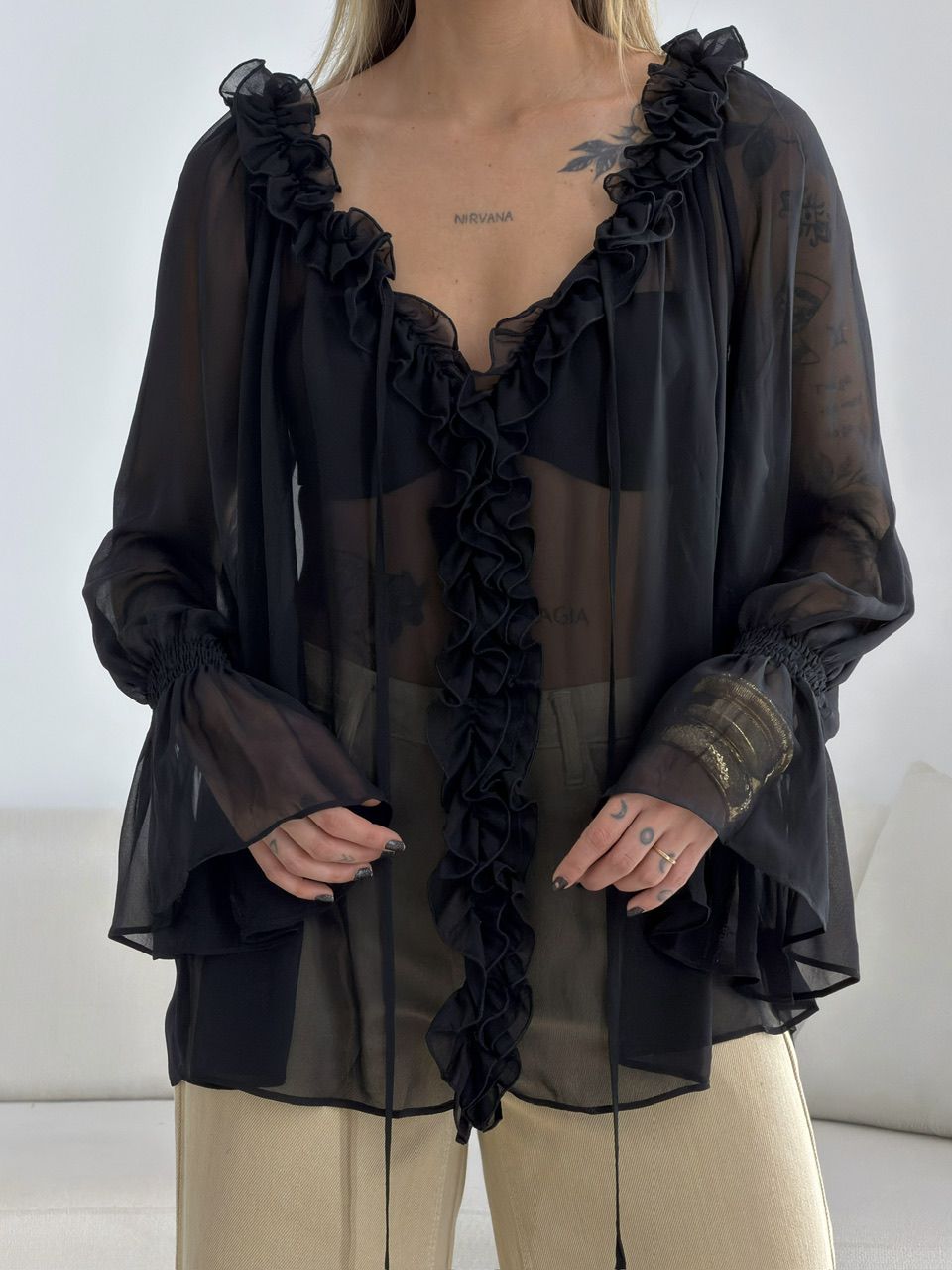 BATA CIBELE BABADO PRETA