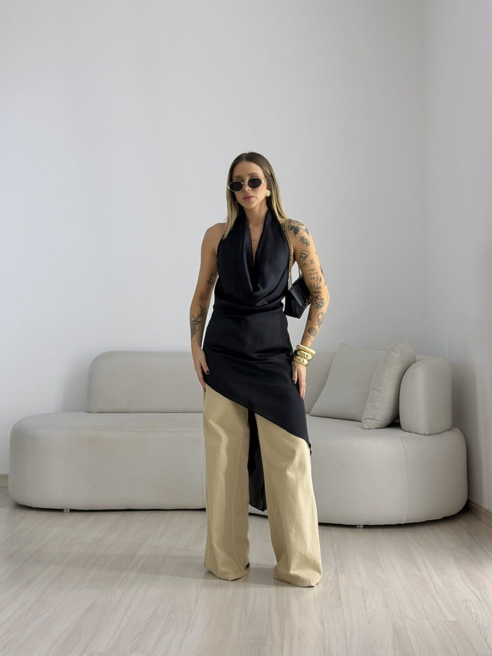 BLUSA CRISTIANE FRENTE ÚNICA PRETA