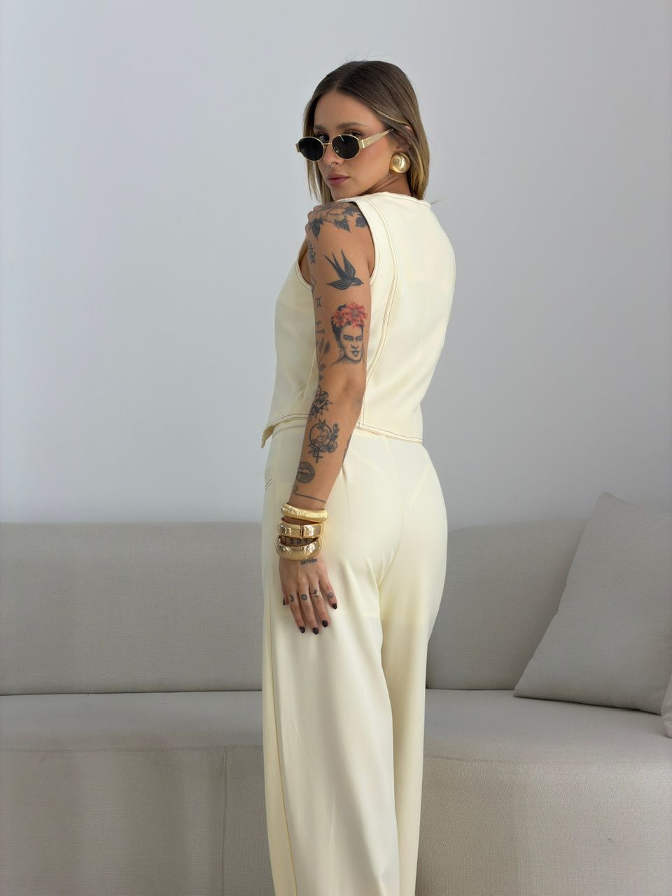 CONJUNTO CLÉIA COLETE CALÇA CREME