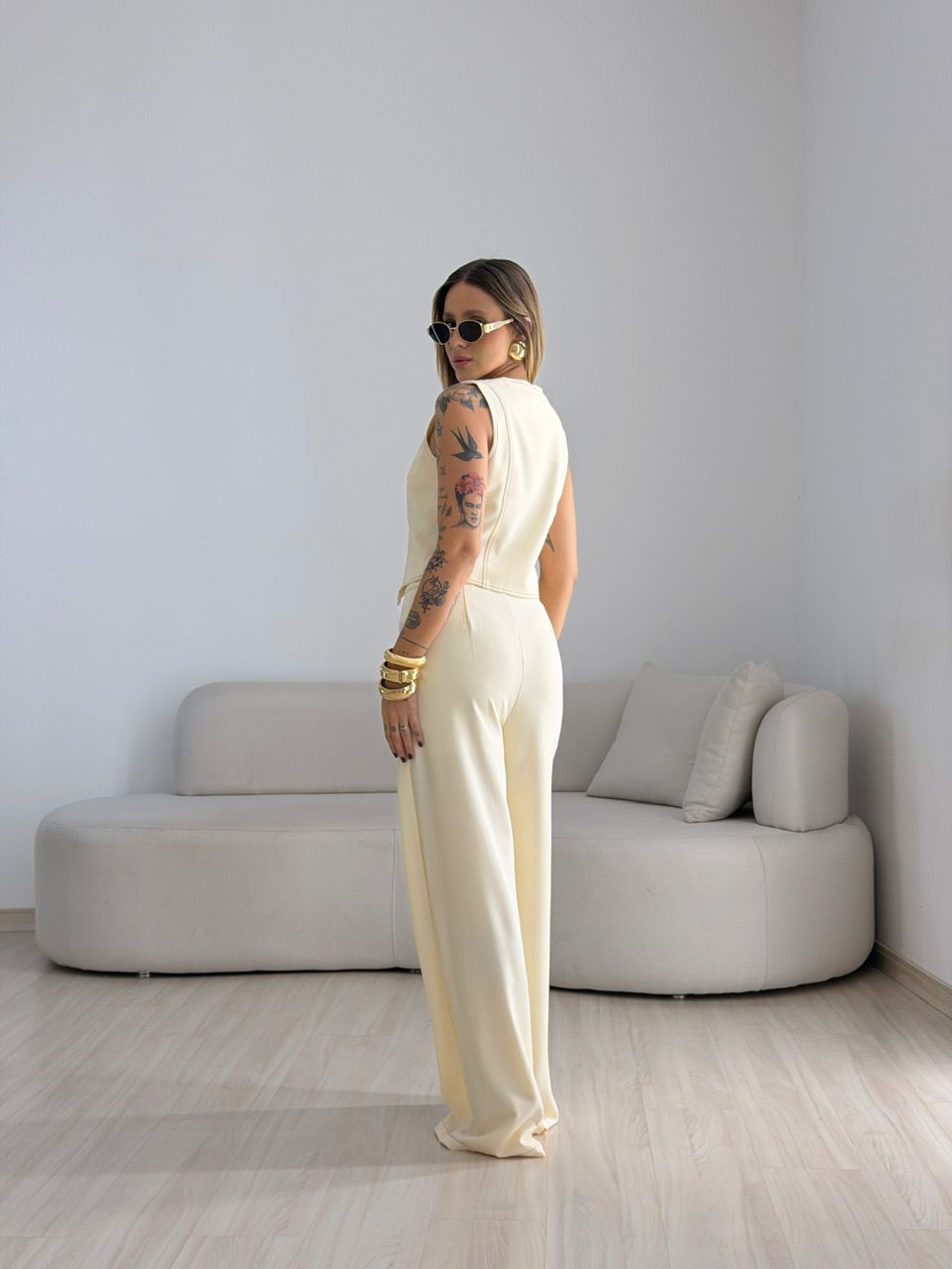 CONJUNTO CLÉIA COLETE CALÇA CREME