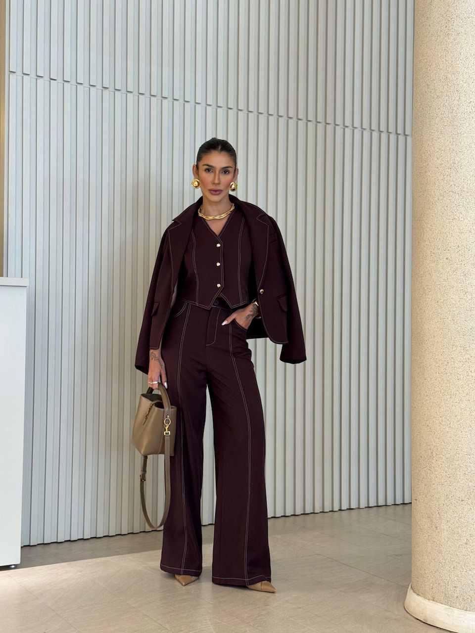 CONJUNTO CLÉIA COLETE CALÇA VINHO - 0076690168 - CAROLLA FERRARO